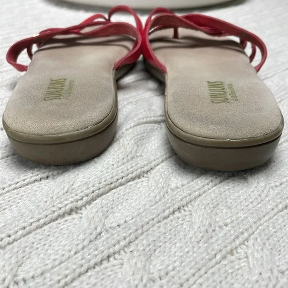 Women’s sz 8.5 red Sunjuns Sharons G. H. Bass & Co leather thong good condition - Picture 11 of 11